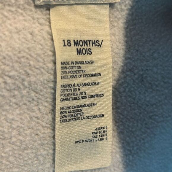 Oshkosh girl hoodie 18 months - Picture 5 of 5